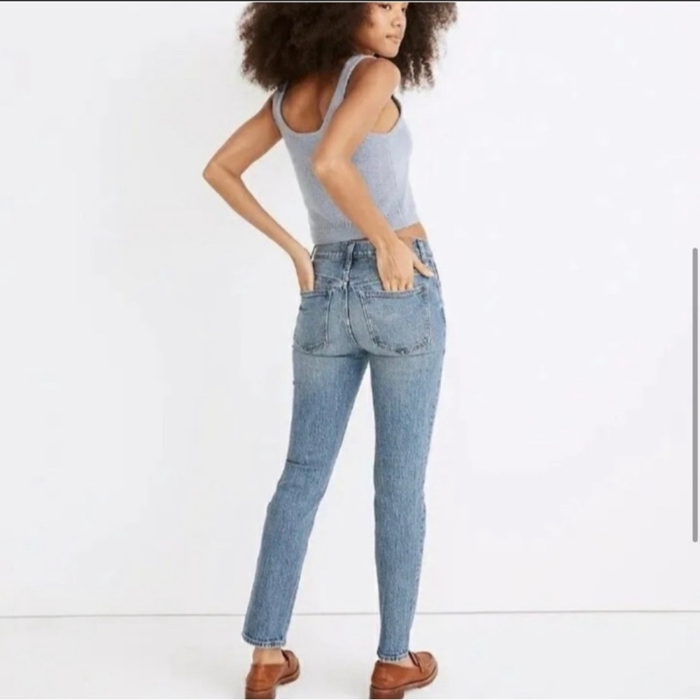 Madewell midrise perfect vintage jean ainsdale wash knee rip Size 25P never worn